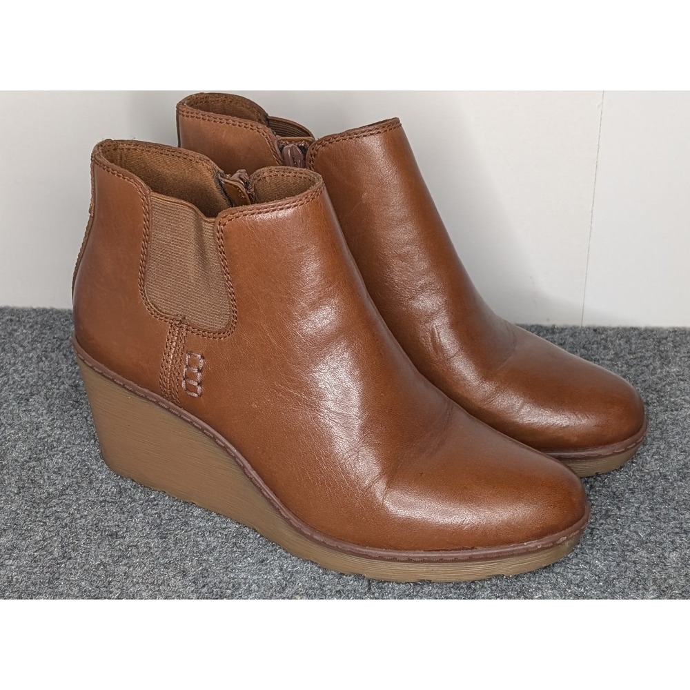 Collection by Clarks Hazen Flora Fashion Wedge Boot Soft Cushion Women's Size 6